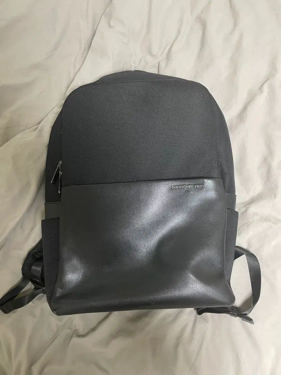 サムソナイト レッド バックパック