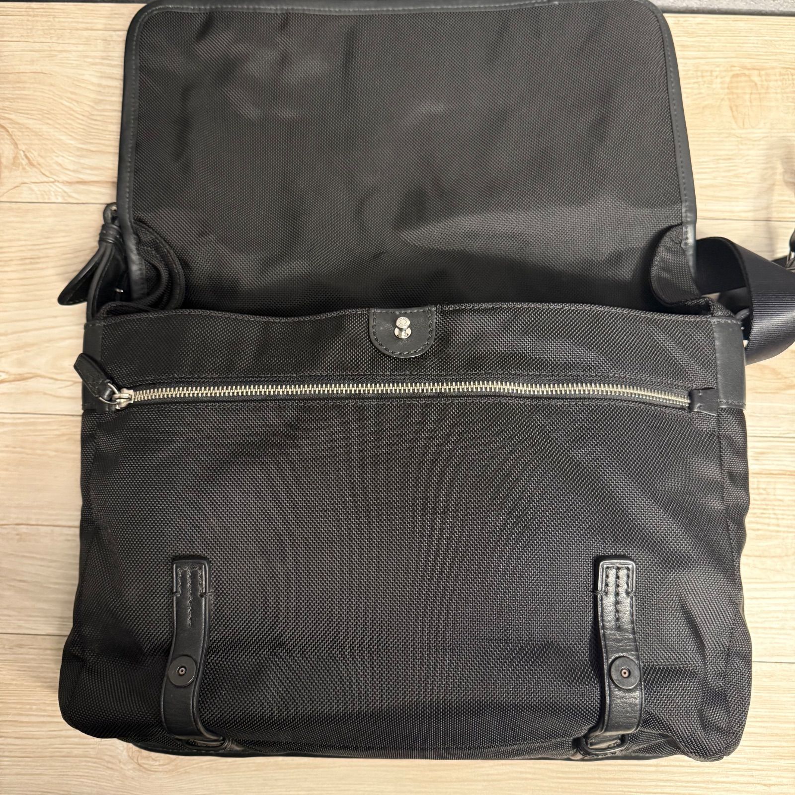 ✨TUMI トゥミ メッセンジャーバッグ ショルダーバッグ A4収納可 多 