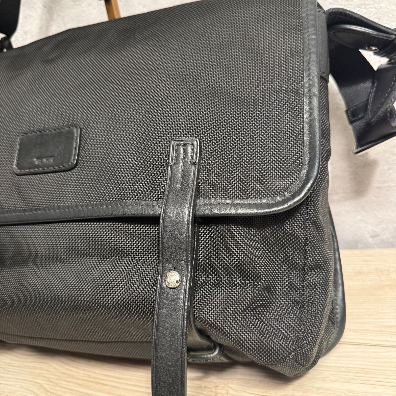 ✨TUMI トゥミ メッセンジャーバッグ ショルダーバッグ A4収納可 多