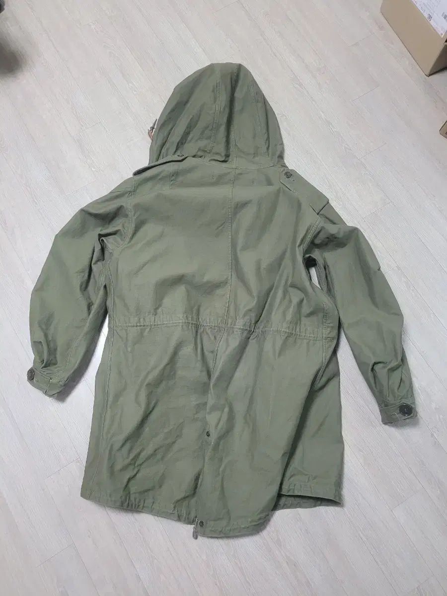 バズリクソンズ m 51 パーカ サイズ