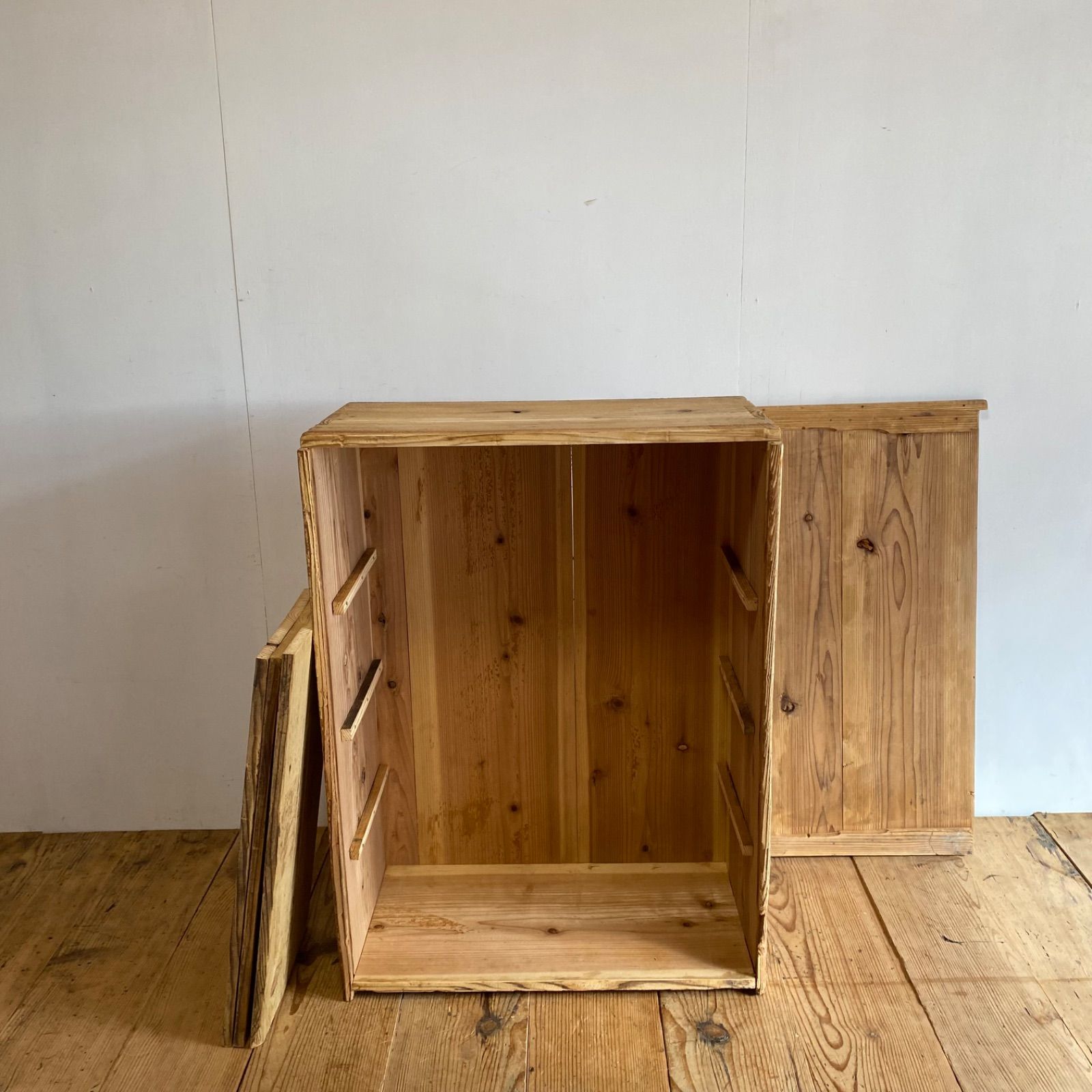 アンティーク 仕切り棚 チェスト 食器棚 書類棚 無垢材 無塗装 y319