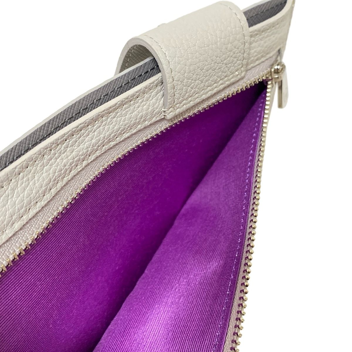 アクセソワ・ドゥ・マドモワゼル 長財布美品 - ライトグレージュ