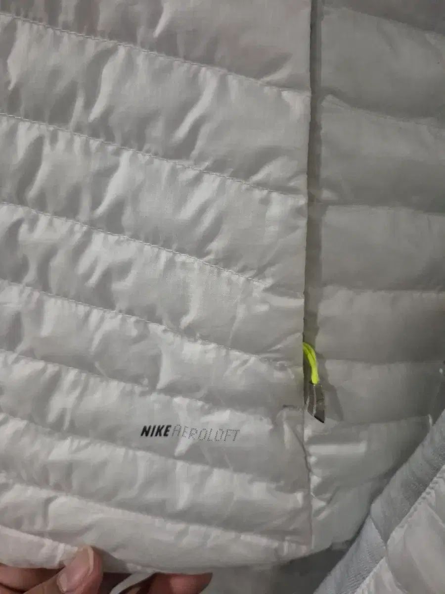 ナイキ ゴルフ エアロロフト レディース 軽量 ストア ダウン M