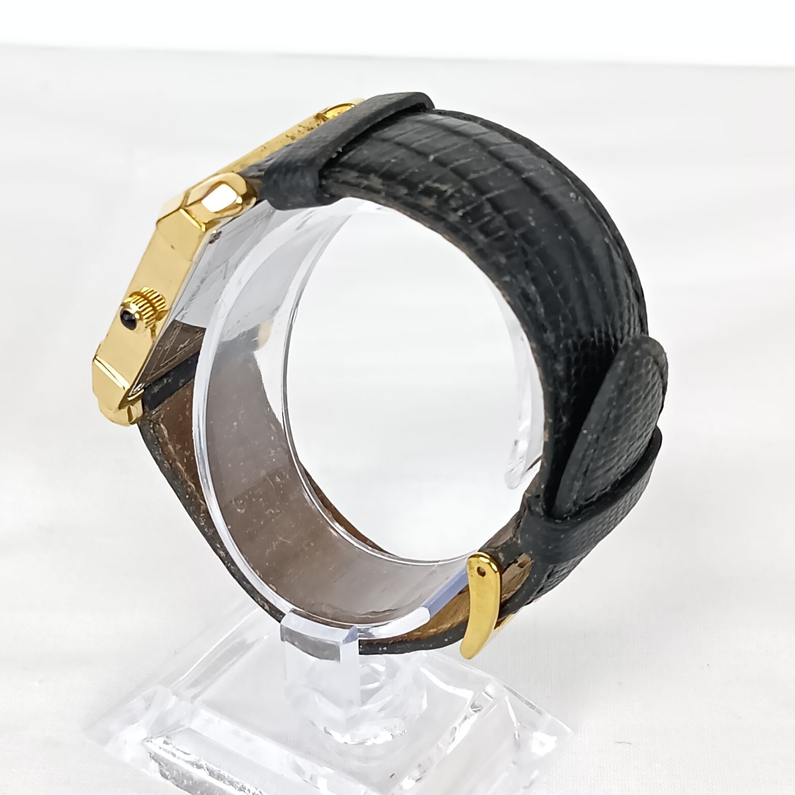 エール大学 腕時計