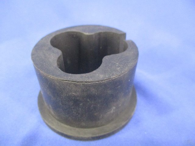 ブラケット用ゴムブッシュ