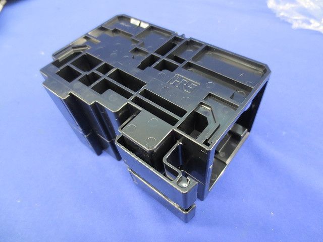 ゼロスクリュー 端子台 EF2A-DH400B-1 - メルカリ