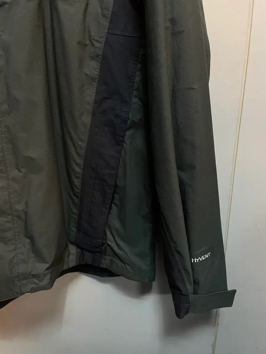 THE NORTH FACE ザノースフェイス ウィンドブレーカー