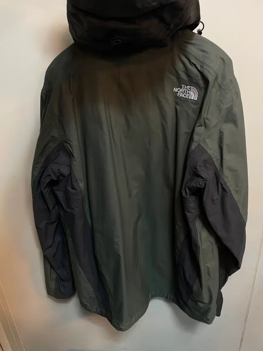 THE NORTH FACE ザノースフェイス ウィンドブレーカー