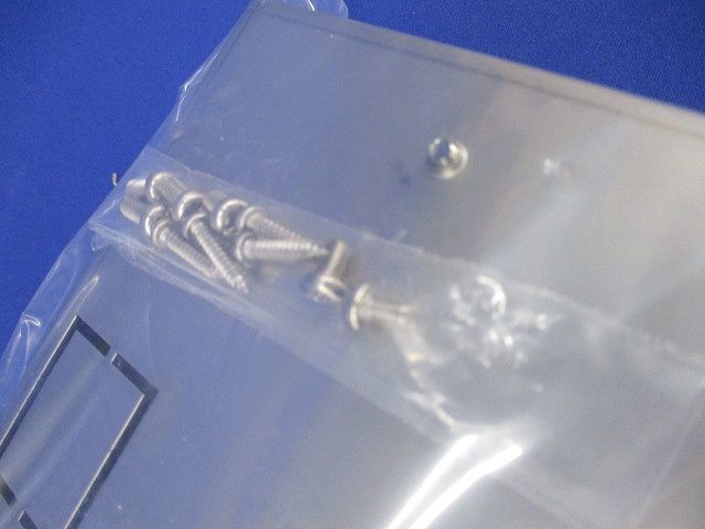 埋込型インターホンカバー 撮影の為開梱