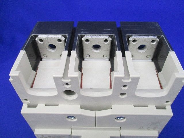 ノーヒューズブレーカ 3