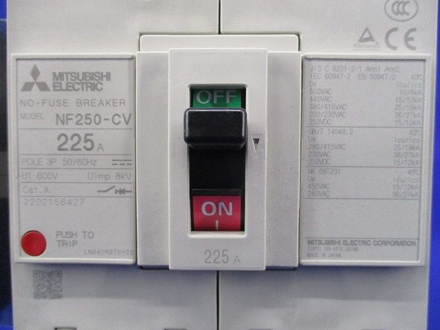 ノーヒューズブレーカ 3 P 225 A NF 250-CV