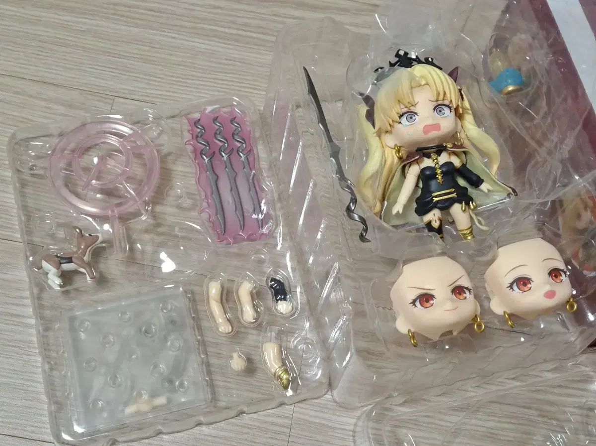 FATE アーチャー イシュタル 904 + ランサー エレシュキガル 1016