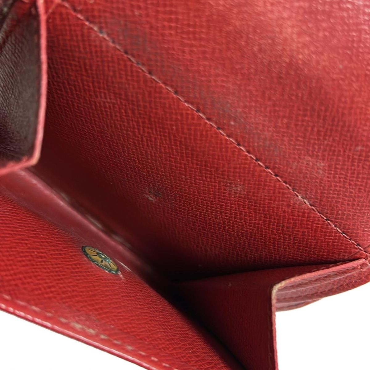 LOUIS VUITTON(ルイヴィトン) 2つ折り財布 エピ ポルトビエコンパクト