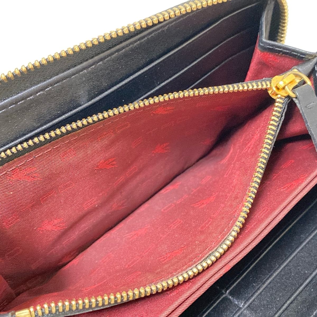 ラウンドファスナー