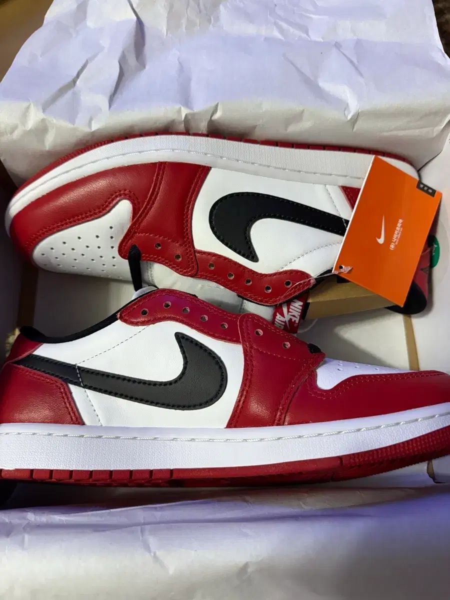 ナイキ エアジョーダン1 ロー OG シカゴ 280