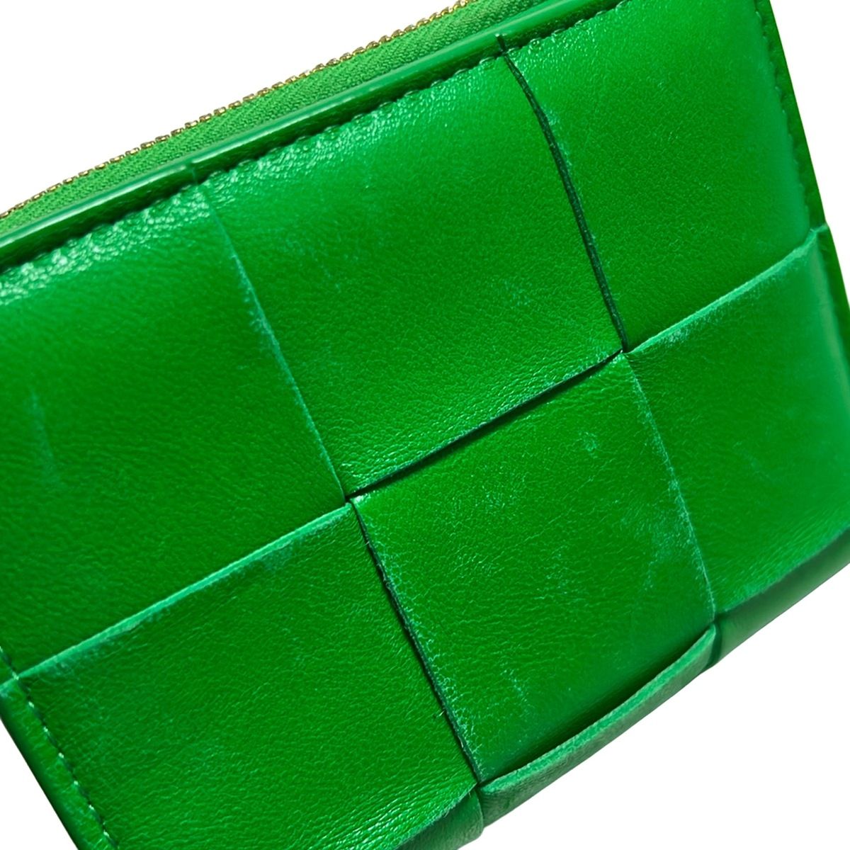 BOTTEGA VENETA(ボッテガヴェネタ) 2つ折り財布 ジップアラウンド