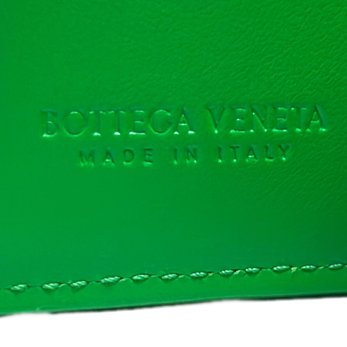 BOTTEGA VENETA(ボッテガヴェネタ) 2つ折り財布 ジップアラウンド