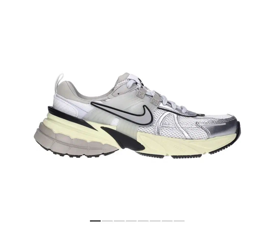 NIKE ナイキ v 2 k RUN 245 スニーカー
