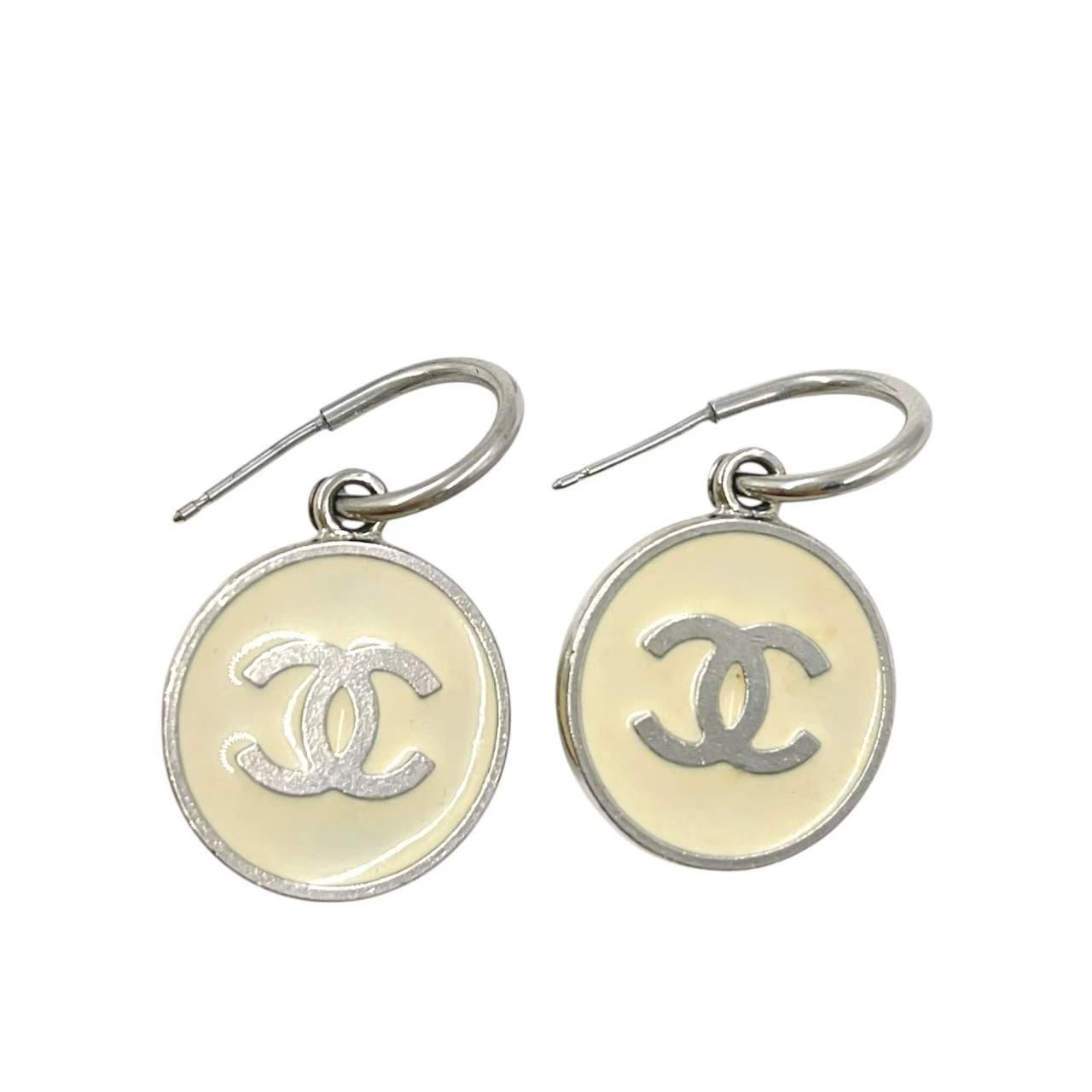 CHANEL ココマーク スイング メタル シルバー ピアス - メルカリ