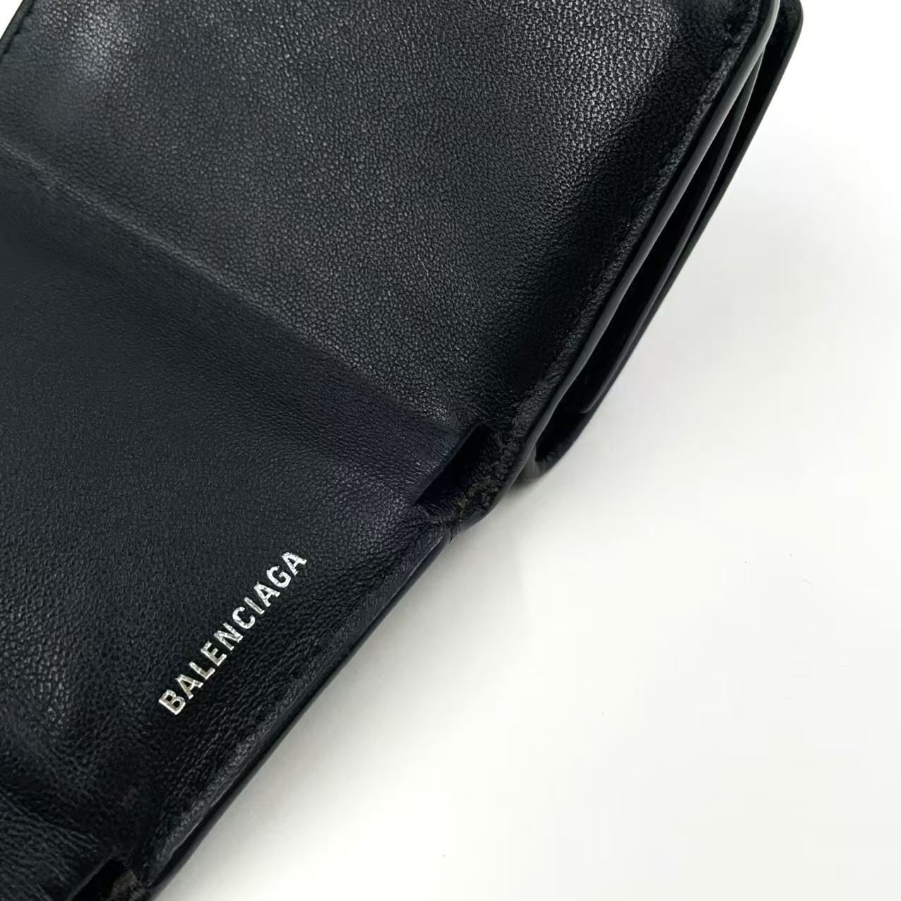 BALENCIAGA エブリデイ ロゴ 三つ折り レザー 購入 ブラック 財布