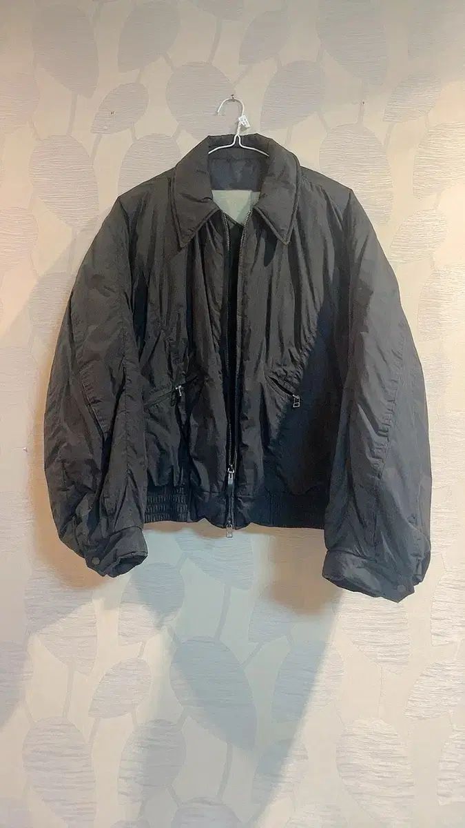 クアー パフ フライト MA-1 ブラック Sサイズ 出品