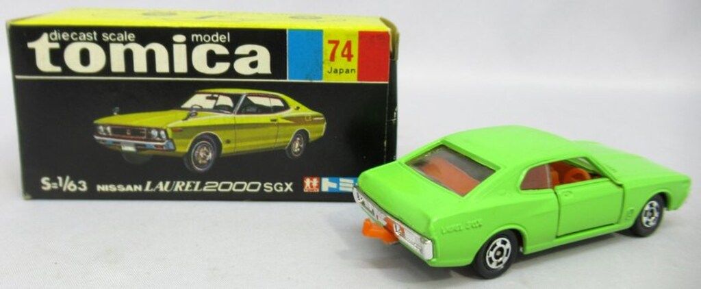 トミー トミカ黒箱日本製 ニッサンローレル2000SGX/黄緑 1H 74-1-6