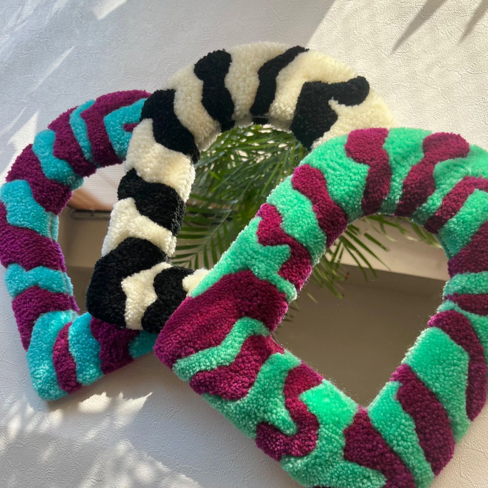 タフティングミラー une mirror