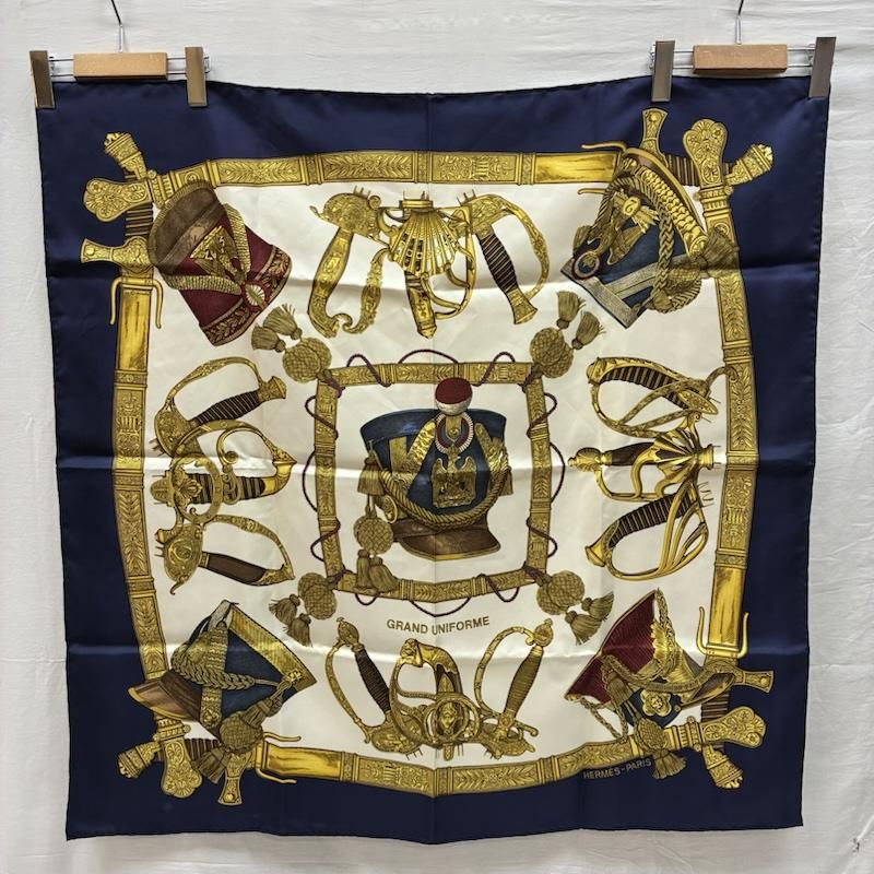 エルメス カレ90 グランユニフォーム GRAND UNIFORM シルク スカーフ