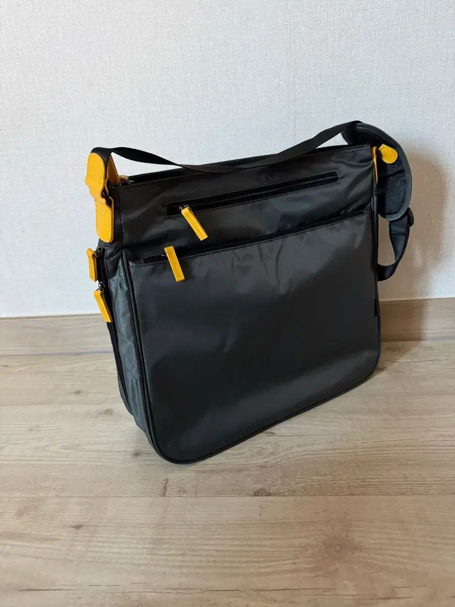 allo-lugh アロアンドルー ユア YOOA バックパック バッグ グレー