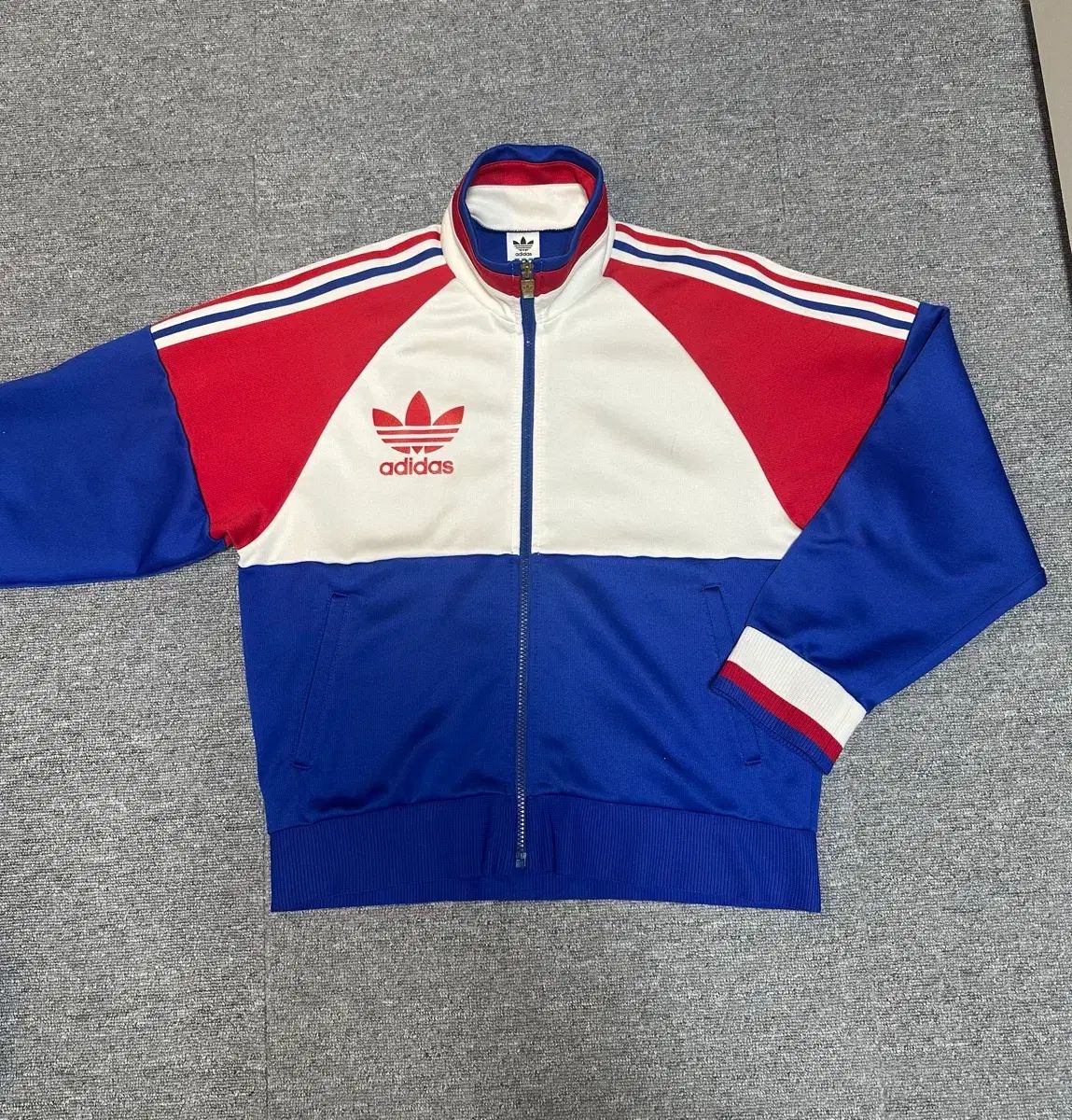 Vintage adidas ジャージ　超レア アディダス 超レア ジャージ - メルカリ