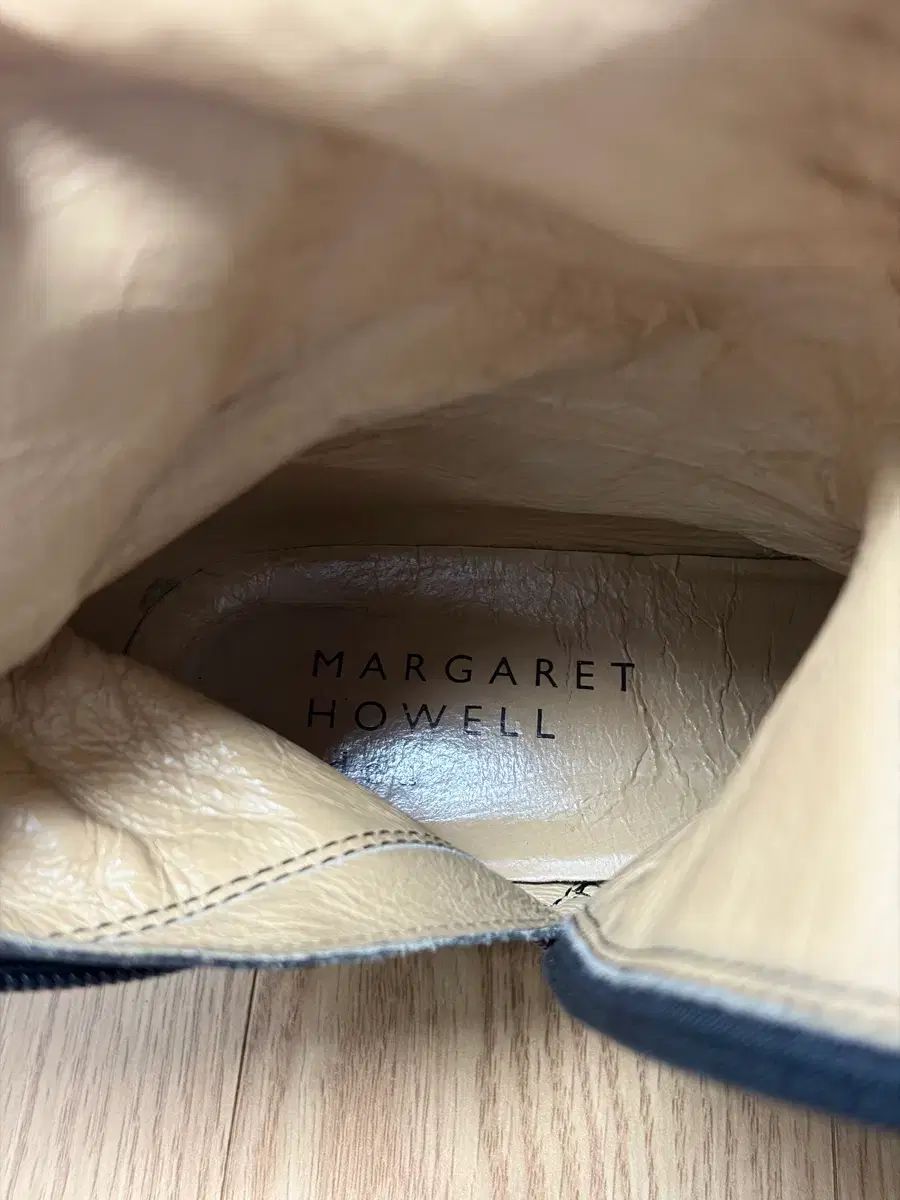 マーガレットハウエル