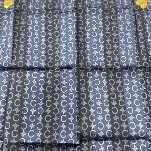 セリーヌ CELINE マカダム柄 ハンカチ ミニスカーフ ポケットチーフ 総