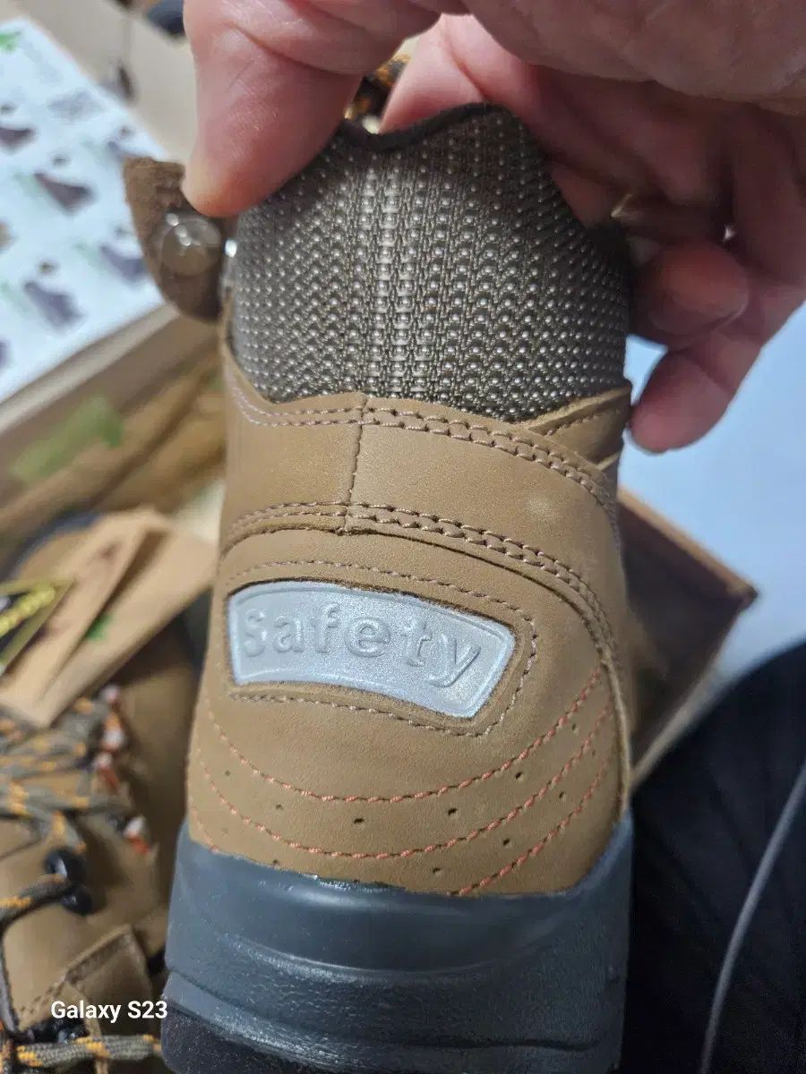  BLACK YAK ブラックヤク サン SAN シューズ UNIKH UK 530 メンズ 265 登山靴 トレッキングシューズ アウトドアシューズ