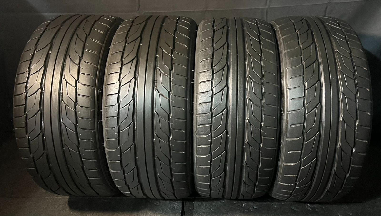 2025 約8～8 5分山 ニットー NITTO NT 555 G 2 225 35 R 19 235 前後異形 4本 h_811