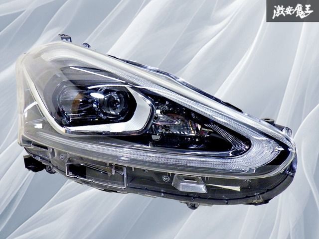 ☆点灯確認済☆ トヨタ 純正 NSP170G NHP170G 170 シエンタ 前期 LED