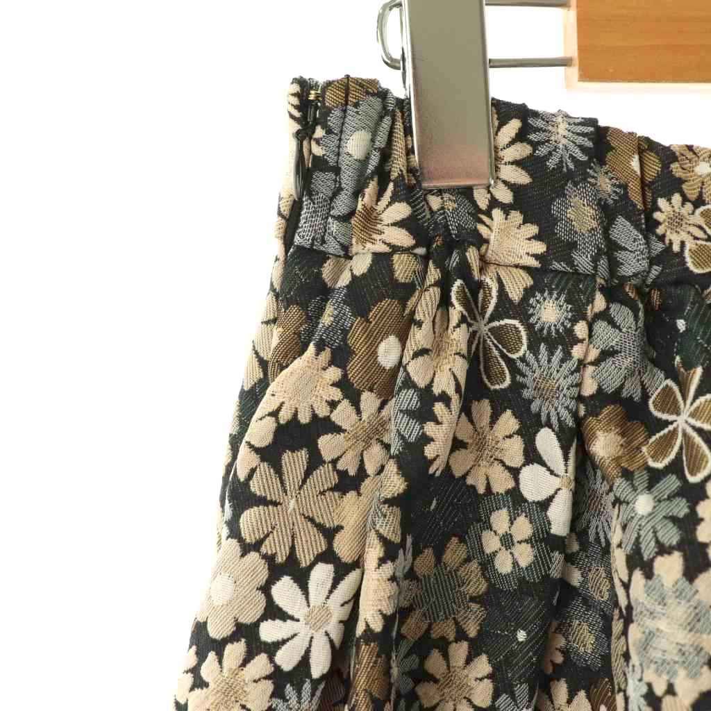 美品✨セブンテンバイミホカワヒト フラワージャガードスカート フレア ロング セブンテンバイミホカワヒト SEVEN TEN by MIHO KAWAHITO フラワー