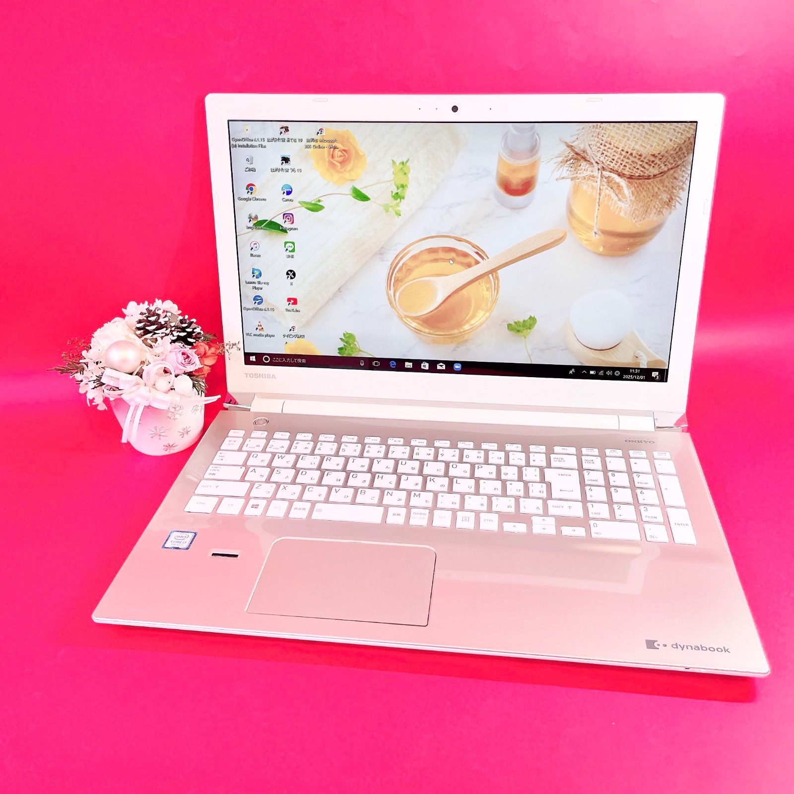 Corei7✨️ゴールド薄型ノートPC✨️SSD512GB 8GB✨️BD✨️Win Office