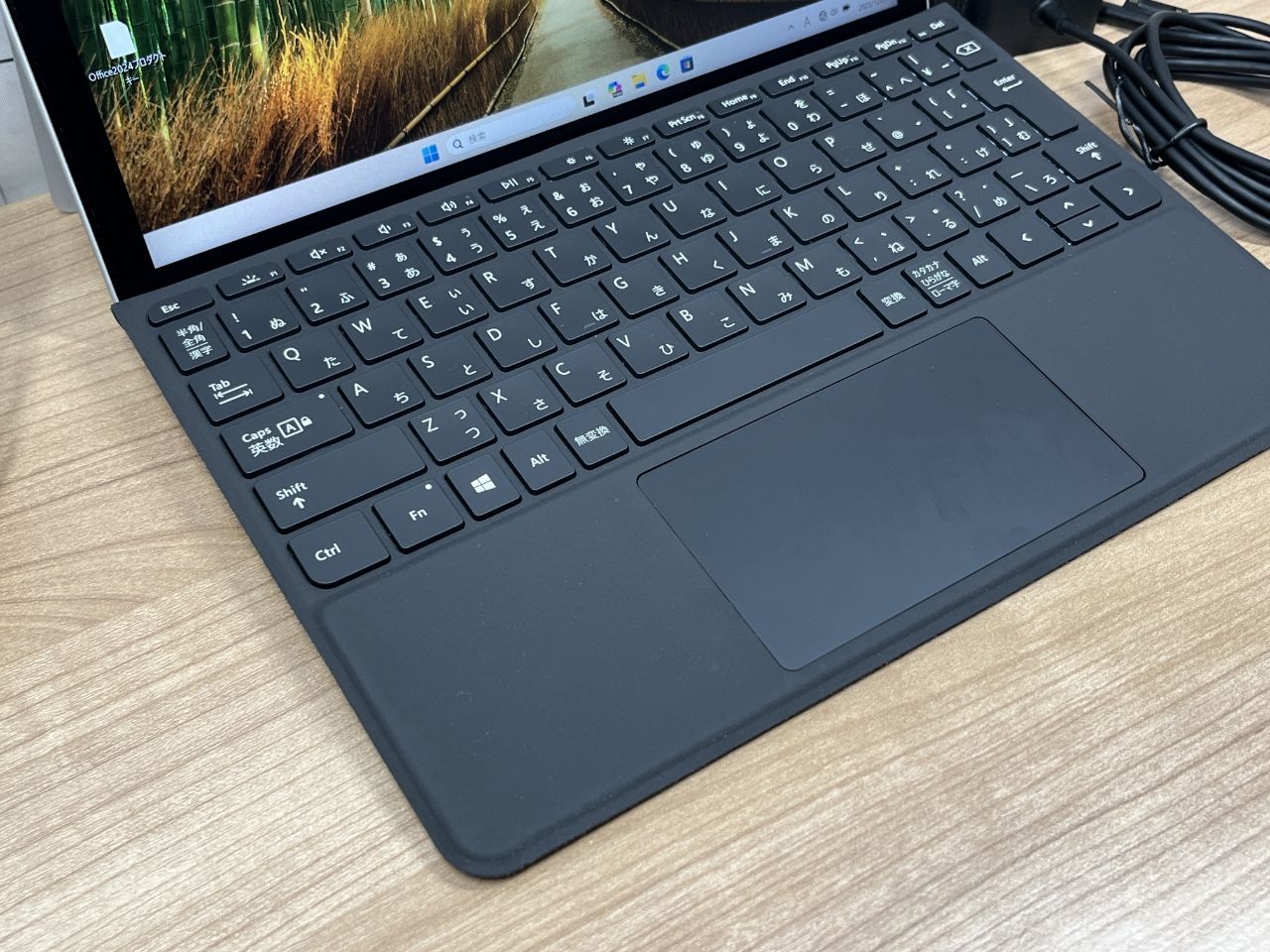 美品・LTE】06173 Surface Go2 Office2024 Win11 タブレット