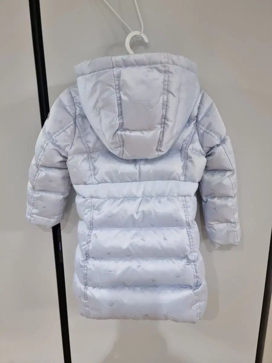 アルマーニ ジュニア