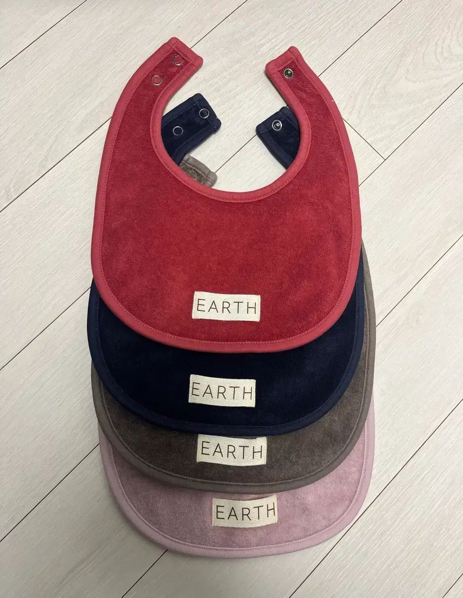 EARTH ユア YOOA 用 赤ちゃん タック TACK