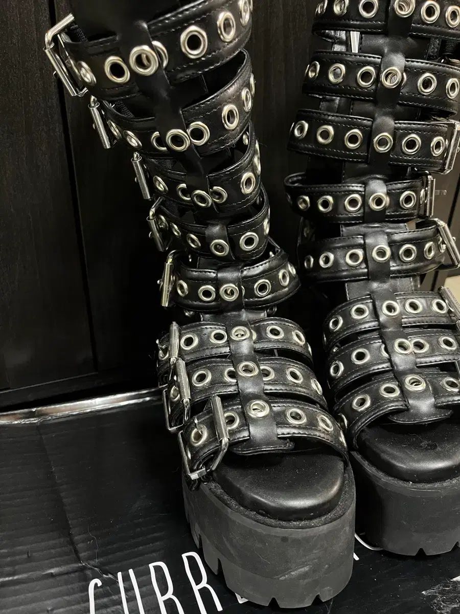 ゴシック 地雷系