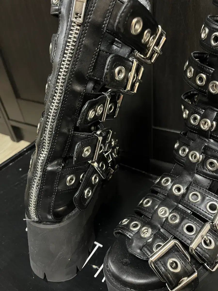 ゴスパンク ゴシック