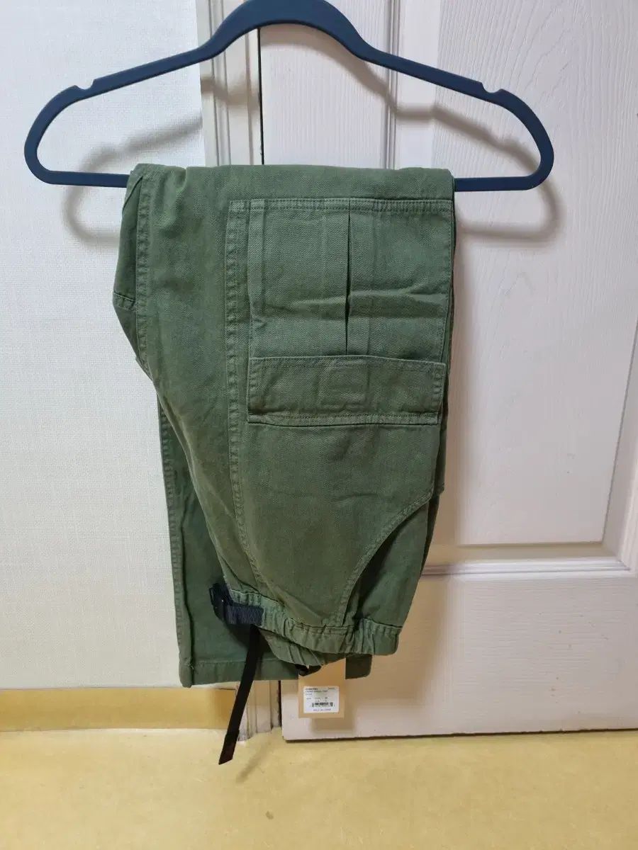 グラミチ GRAMicci フロント カーゴ パンツ オリーブ M