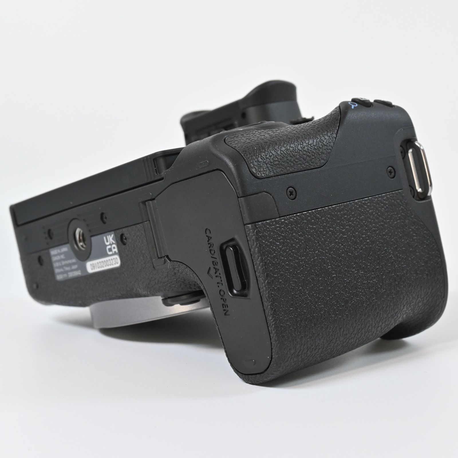 【ほぼ新品】 Canon EOS R10 ボディ ショット数1000以下 ☆極上品☆Canon EOS R10 ボディ ショット数 1000以下 - メルカリ