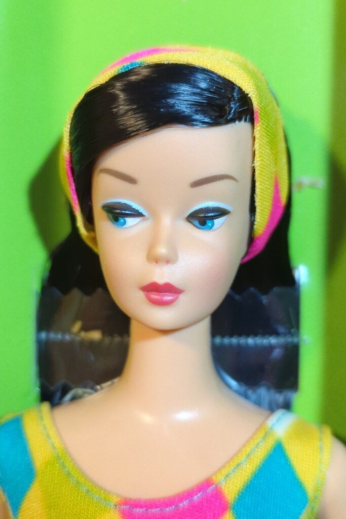 マテル 復刻バービー マジックバービー 黒髪 B 3437