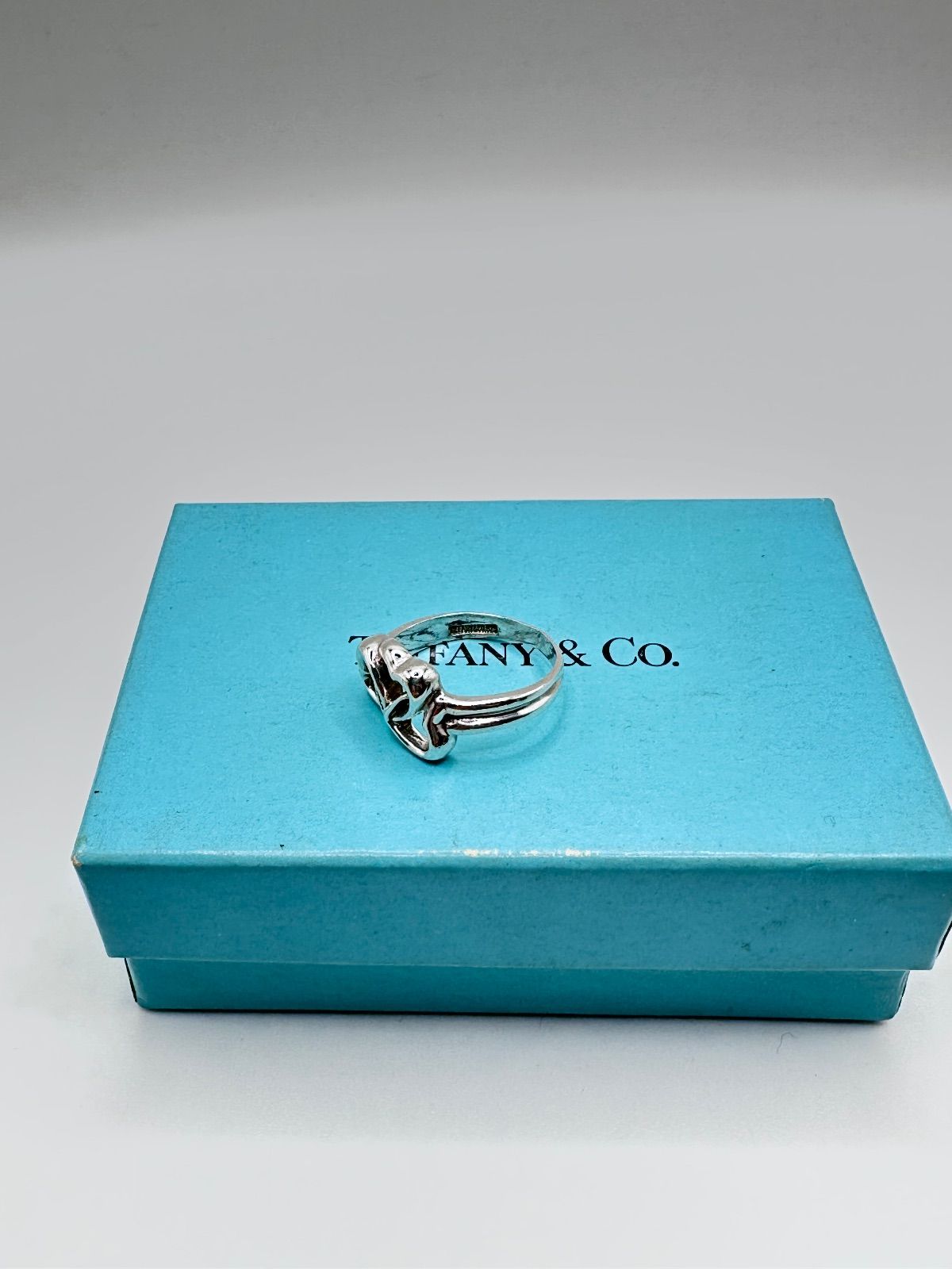 TIFFANY&Co.】ティファニー トリプルハート リング・指輪 11号 - メルカリ