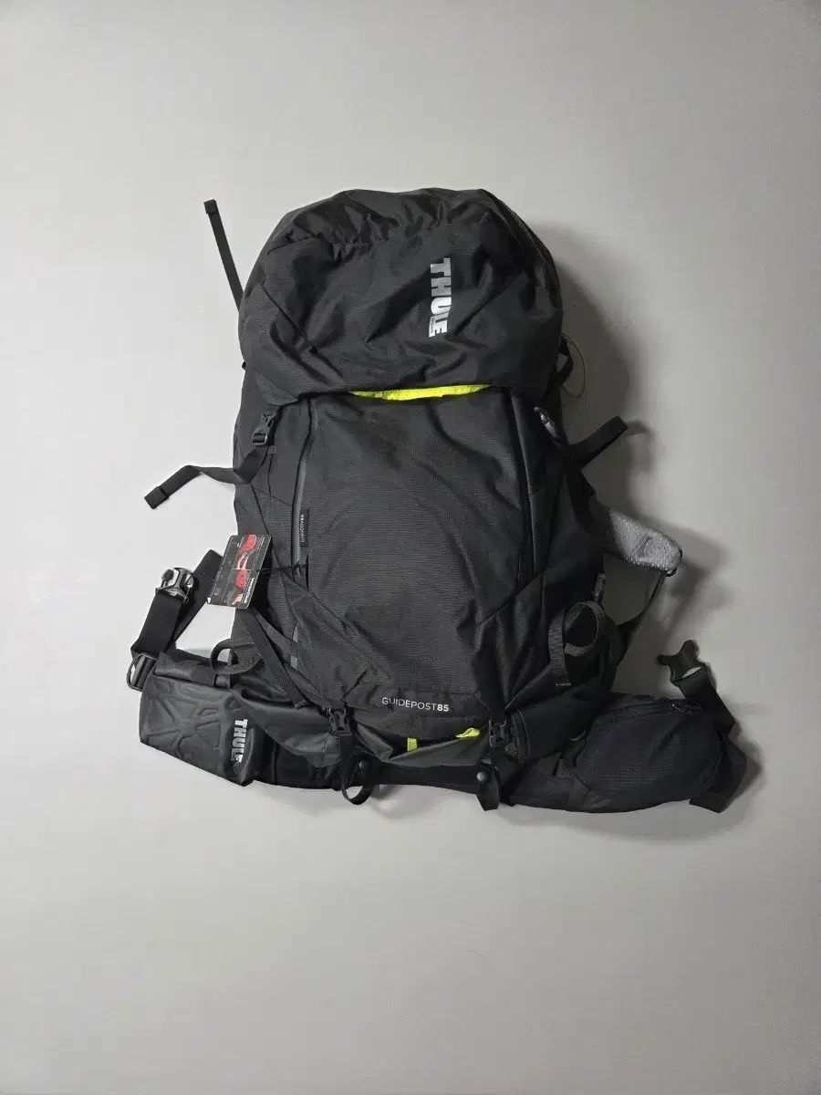 THULE スーリー ガイドポスト 85 L バックパック ブラック