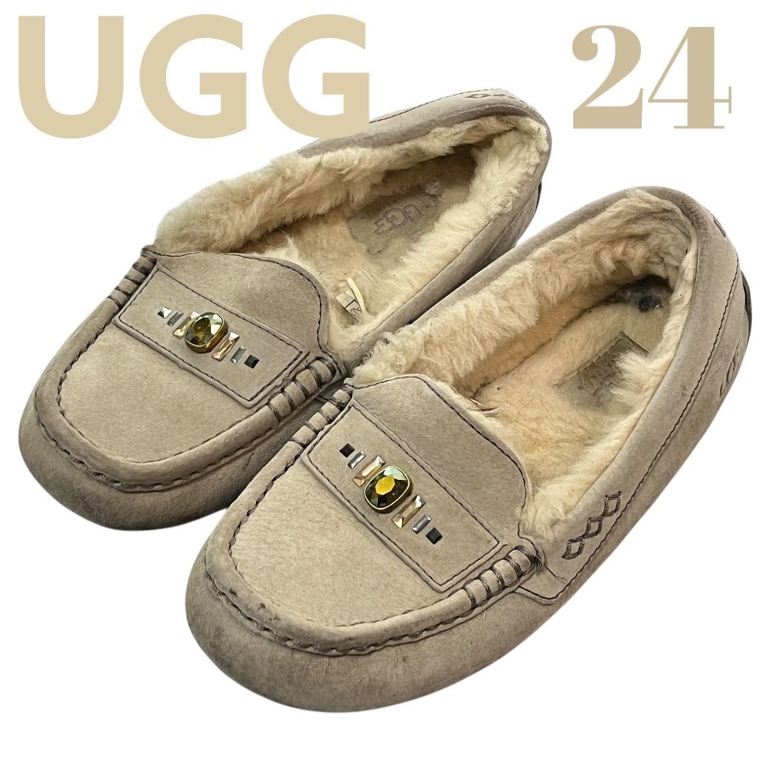 【新品未使用】UGG モカシン ベージュ 24cm アグ UGG ムートンモカシン ベージュ ビジュー 24cm - メルカリ