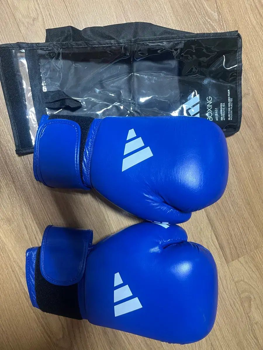 アディダス アイバ グローブ 12オンス