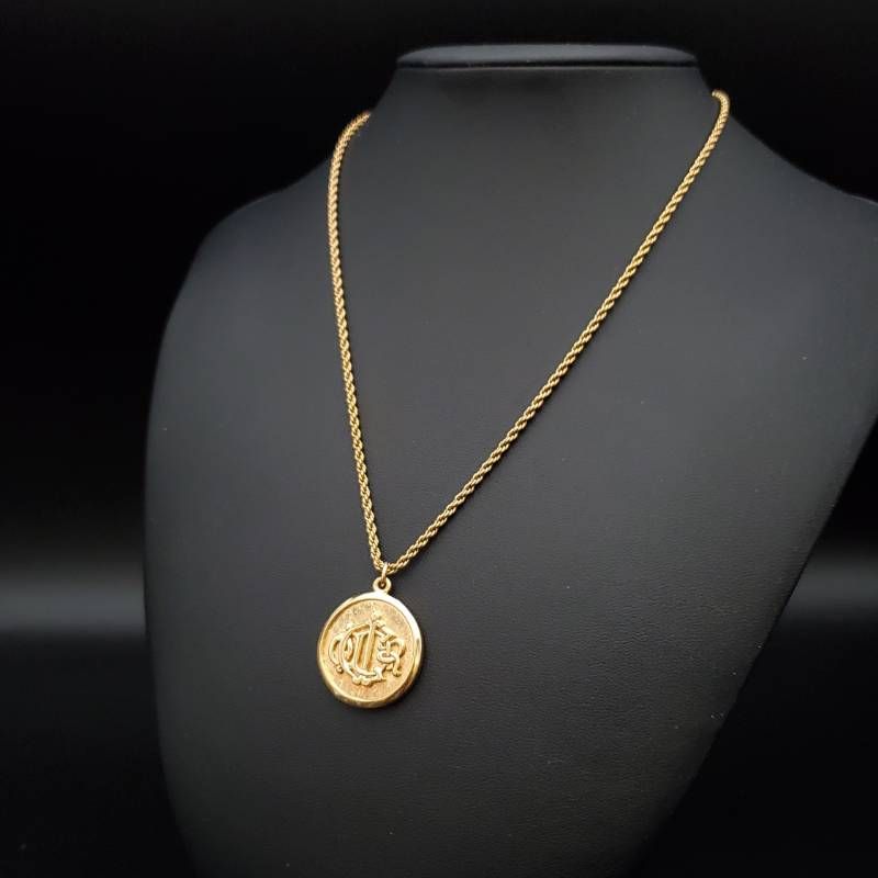 美品 Christian Dior クリスチャンディオール ネックレス エンブレム コイン サークル 旧ロゴ 刻印 70s 80s ヴィンテージ オールド Germany製 ドイツ製 ゴールドカラー 上品 ギフト プレゼント 贈り物【無料ラッピング対象】